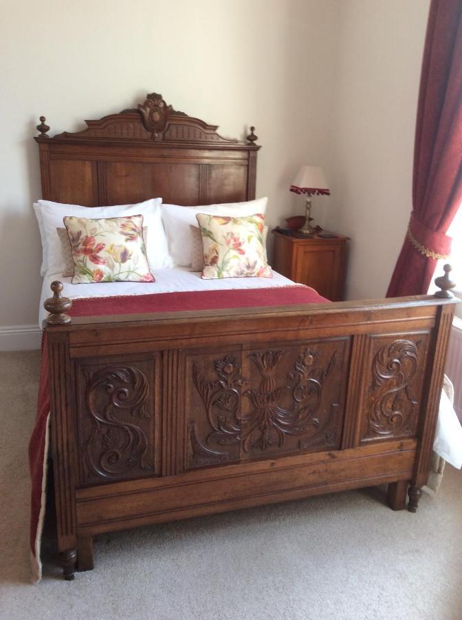 The Old Surgery Bed & Breakfast แคลกตัน-ออน-ซี ภายนอก รูปภาพ