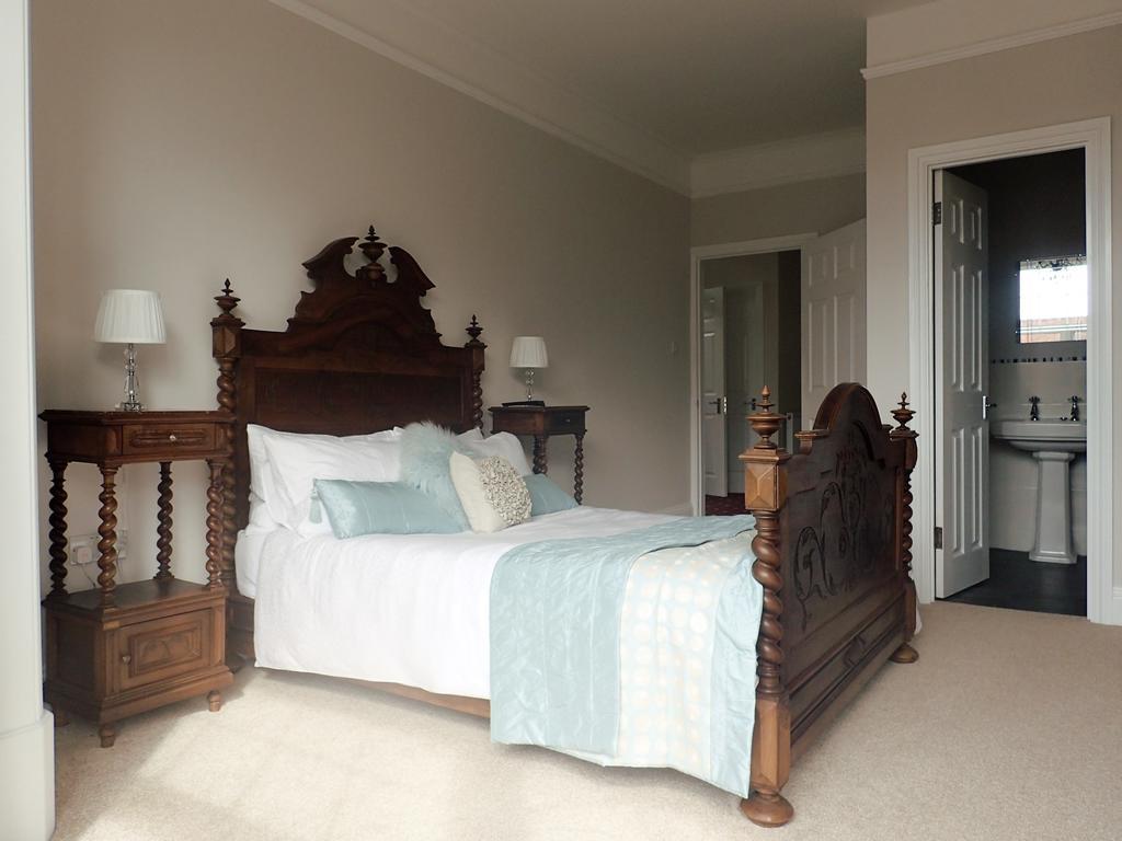 The Old Surgery Bed & Breakfast แคลกตัน-ออน-ซี ห้อง รูปภาพ